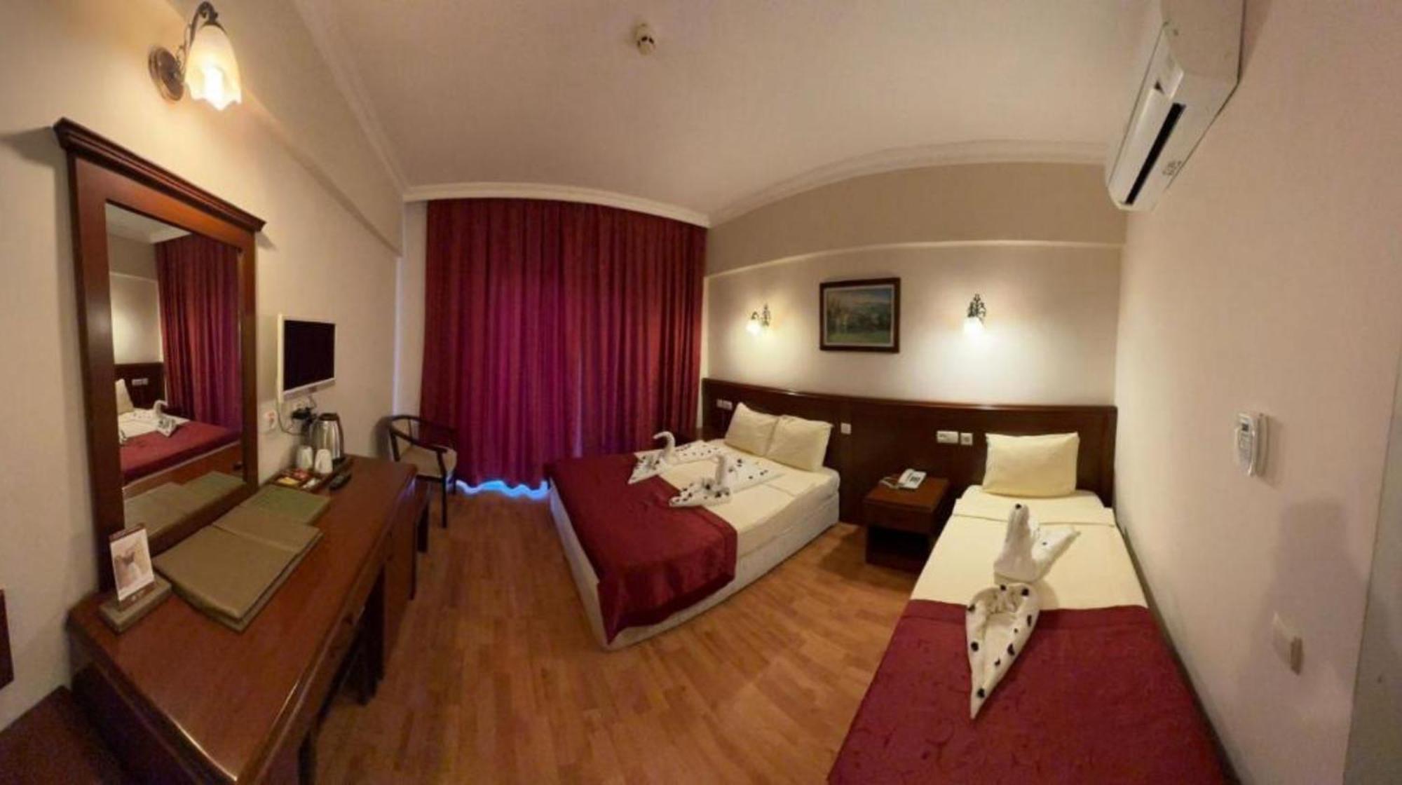 Astoria Park & Selection Otel 4*