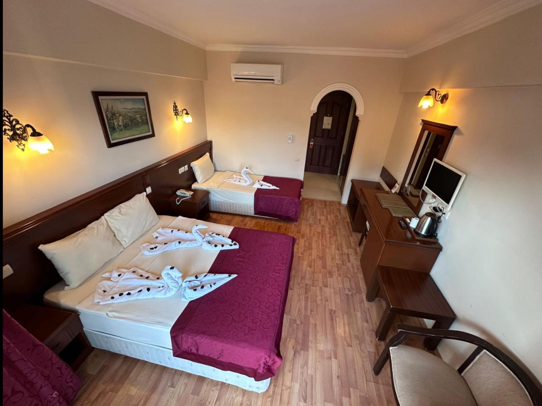 Astoria Park & Selection Otel 4*