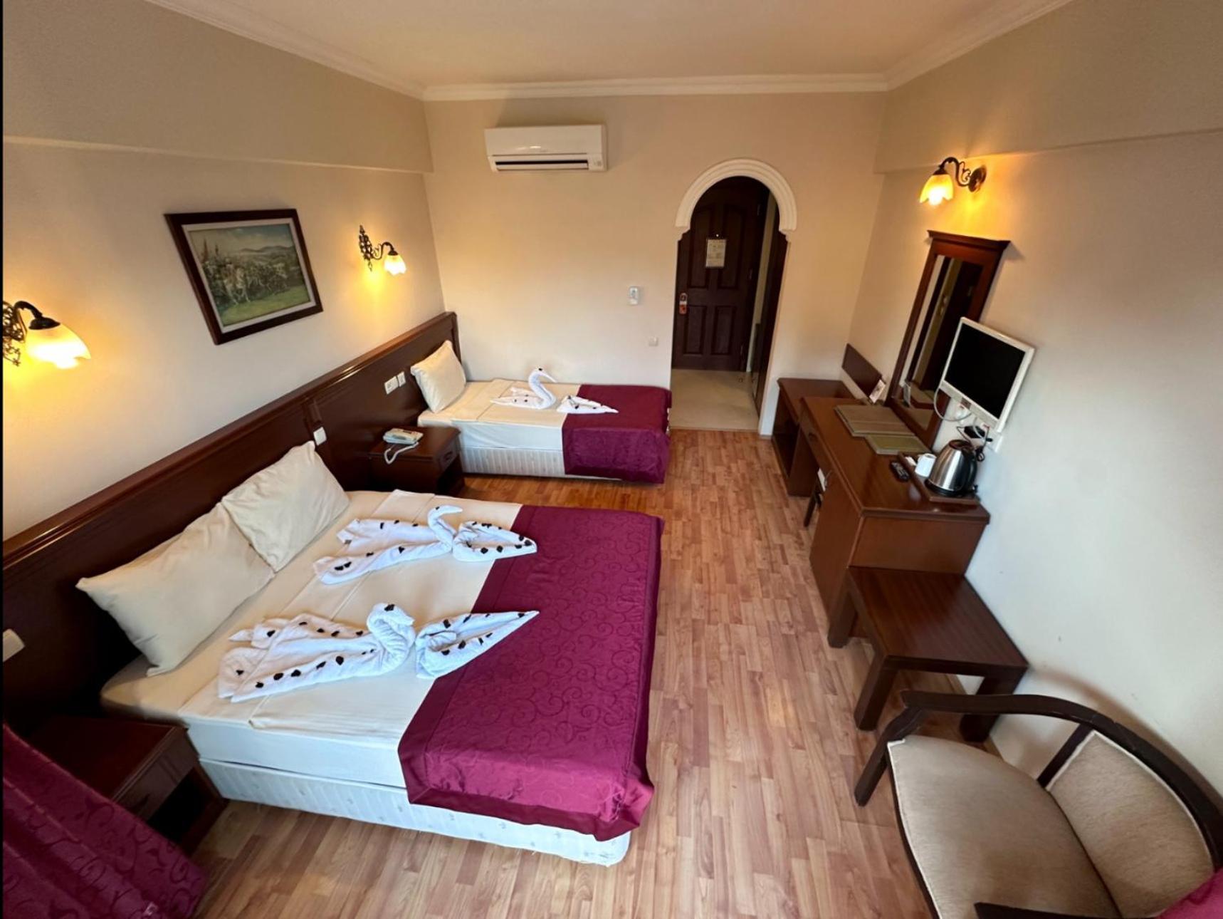 Astoria Park & Selection Otel